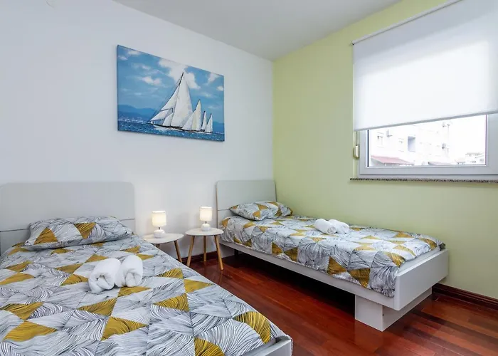 Apartment With A Parking Space - 19628